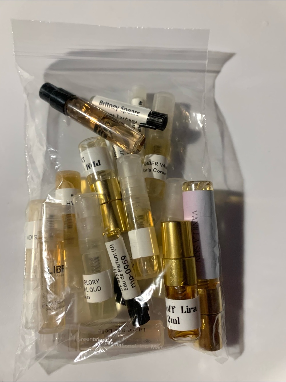 Random Samples Bundle Phlur Mancera Lataffa Skylar Parfums de Marly Xerjoff